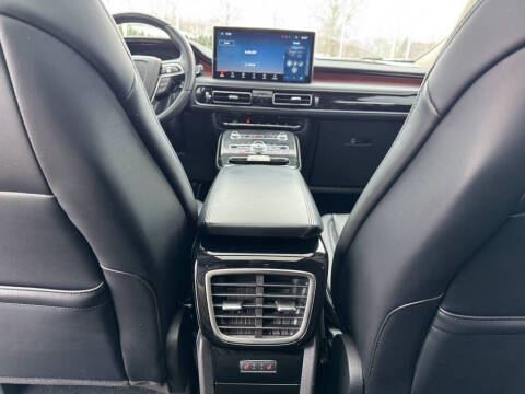 2022 Lincoln Nautilus Reserve