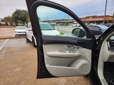 2020 Volvo XC90 T5 Momentum