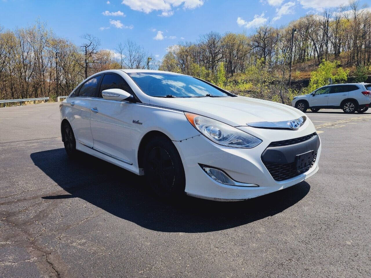 2011 Hyundai SONATA Hybrid for sale at Commonwealth Motors LLC in Moosic, PA