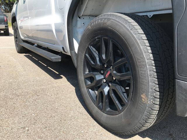 2025 GMC Sierra 1500 Elevation Standard