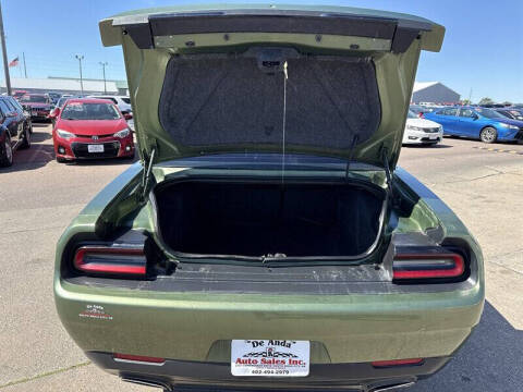 2020 Dodge Challenger SXT