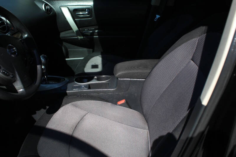 2012 Nissan Rogue SV