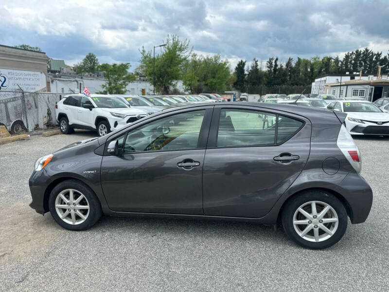 2013 Toyota Prius c