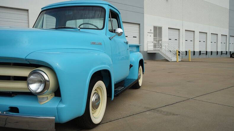 1953 Ford F-100