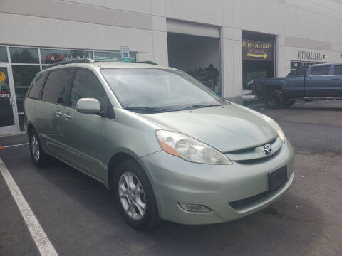 2006 Toyota Sienna for sale at M & M Auto Brokers in Chantilly VA