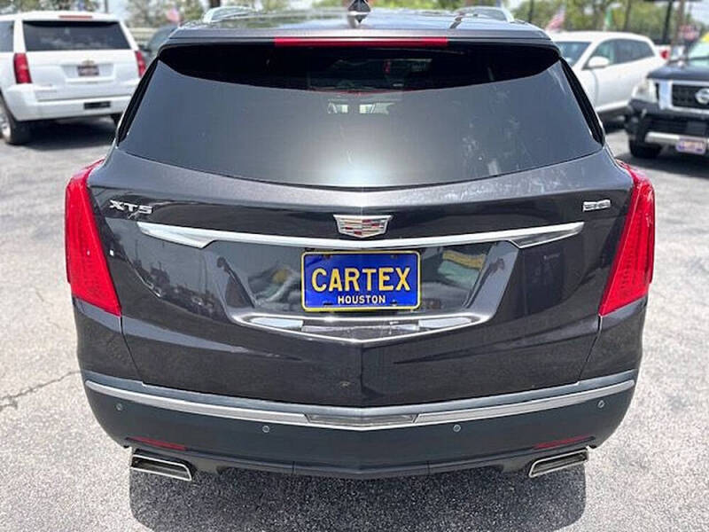 2017 Cadillac XT5