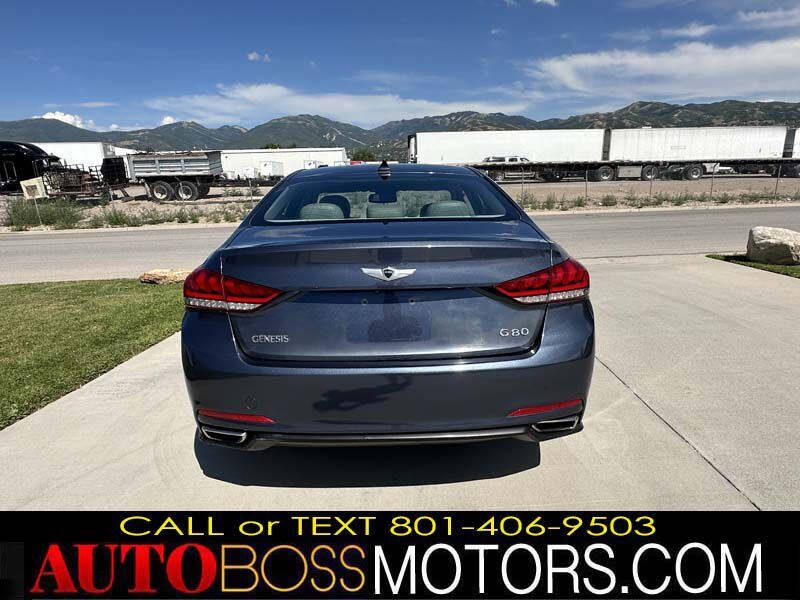 2016 Hyundai Genesis