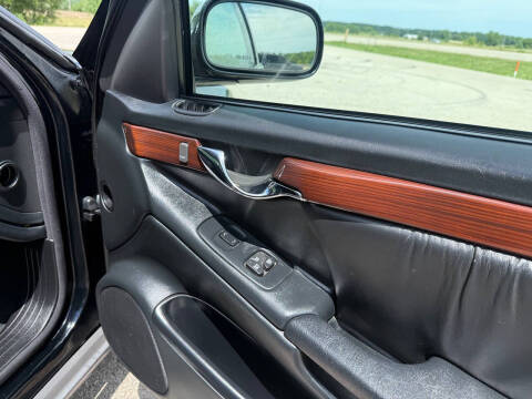 2000 Cadillac DeVille DHS