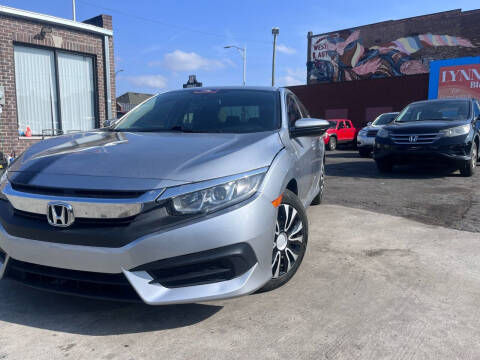 2018 Honda Civic for sale at The Bengal Auto Sales LLC in Hamtramck MI