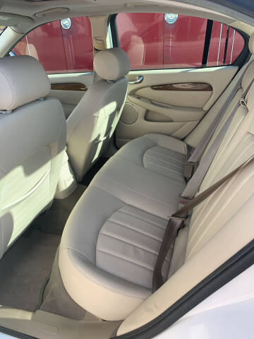 2002 Jaguar X-Type 2.5