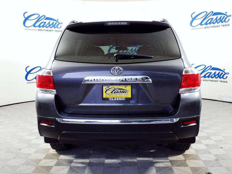 2013 Toyota Highlander SE