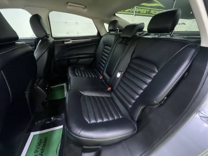 2020 Ford Fusion SEL