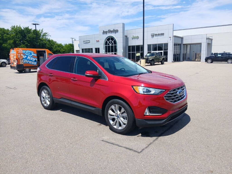 2022 Ford Edge Titanium