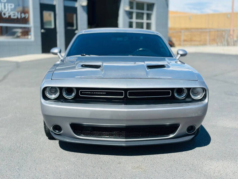 2015 Dodge Challenger SXT