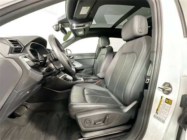 2024 Audi Q3 quattro S line Premium 45 TFSI