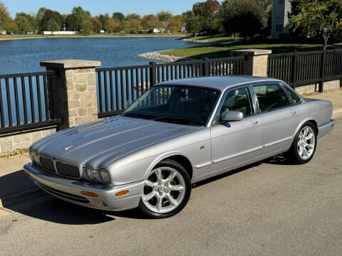 2002 Jaguar XJR 100