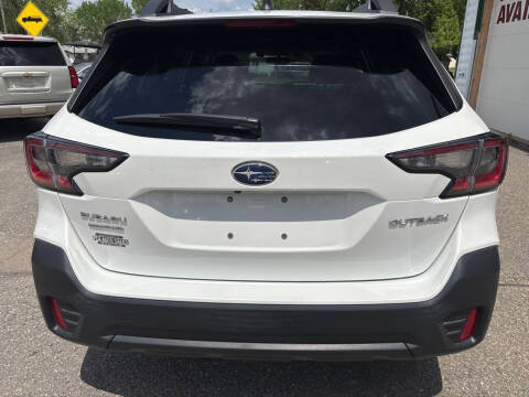 2022 Subaru Outback Premium