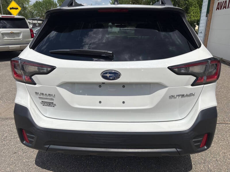 2022 Subaru Outback Premium