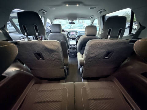 2017 GMC Acadia SLE-2