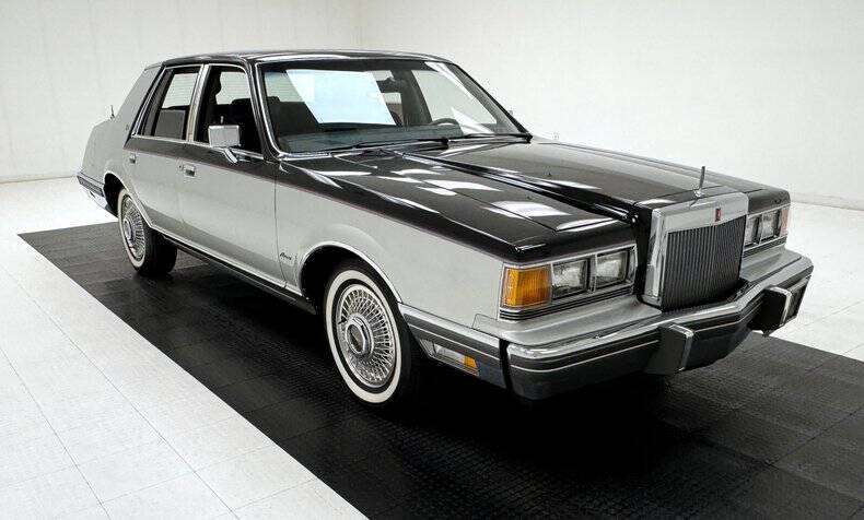 1983 Lincoln Continental