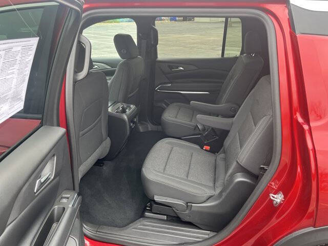 2024 Chevrolet Traverse LT