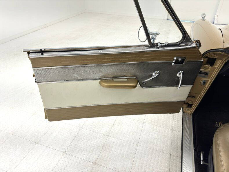 1957 Studebaker Hawk