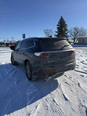 2023 Buick Enclave Essence