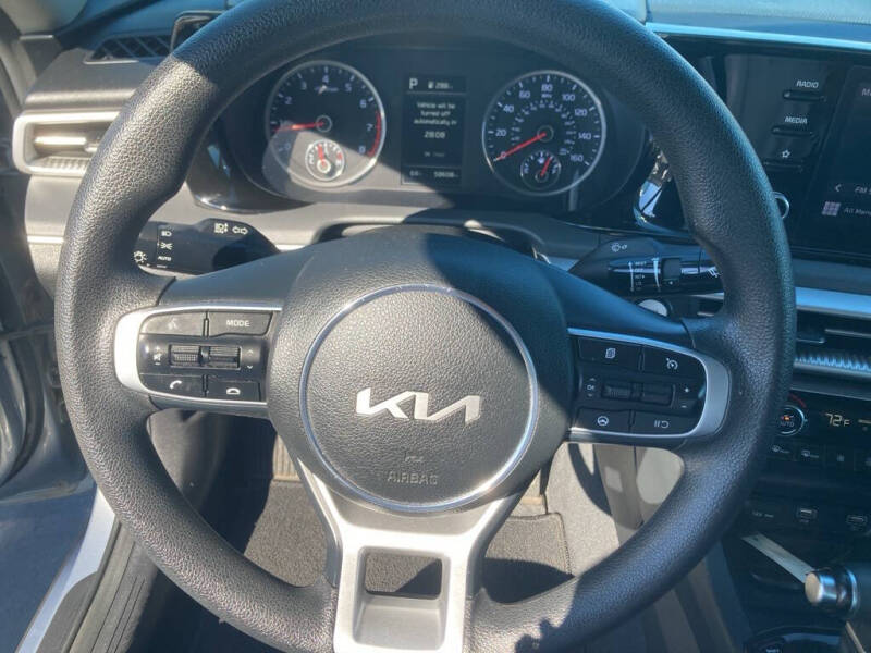 2023 Kia K5 LXS