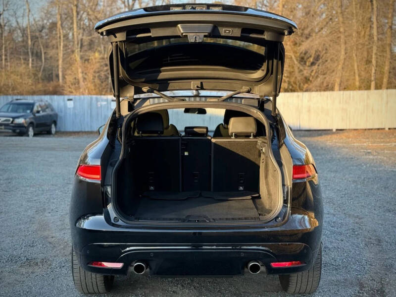 2017 Jaguar F-PACE S