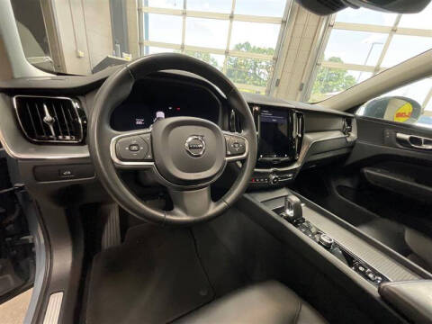 2023 Volvo XC60 B5 Core