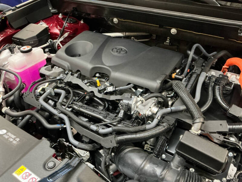 2025 Toyota RAV4 Hybrid LE