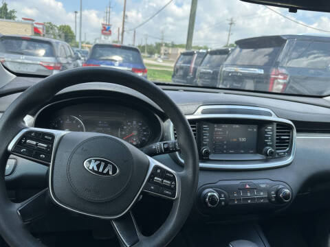 2020 Kia Sorento LX V6