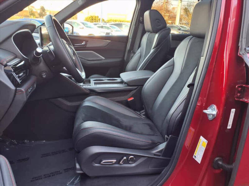 2025 Acura MDX SH-AWD w/A-SPEC