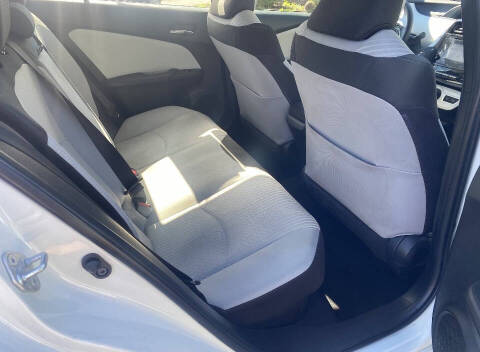 2016 Toyota Prius Two