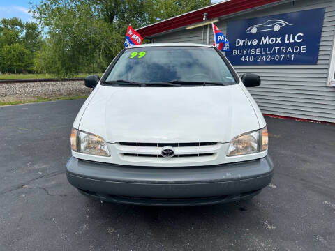 1999 Toyota Sienna CE