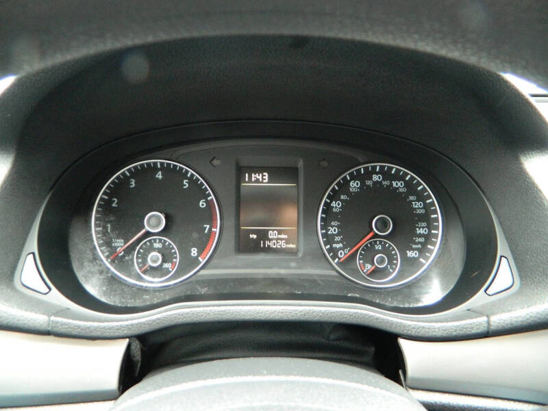 2012 Volkswagen Passat S PZEV