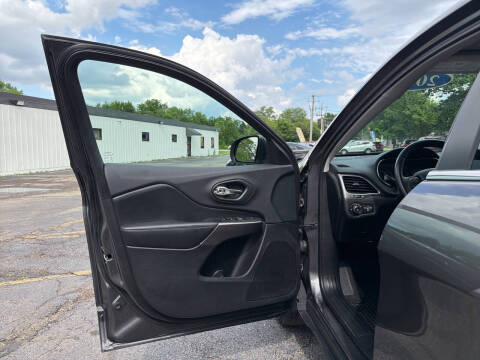 2019 Jeep Cherokee Latitude Plus