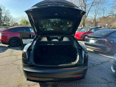 2025 Tesla Model S Plaid