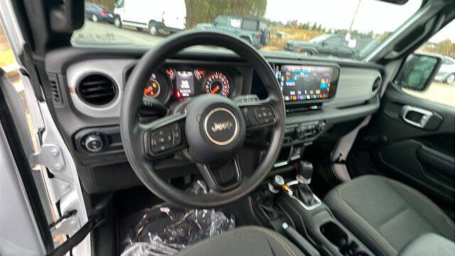 2024 Jeep Gladiator Sport