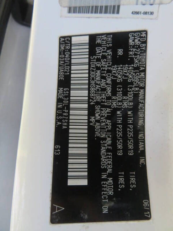 2017 Toyota Sienna SE Premium 8-Passenger