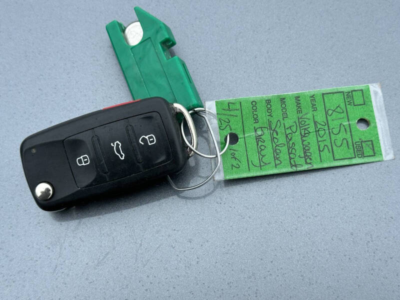 2015 Volkswagen Passat 1.8T Limited Edition