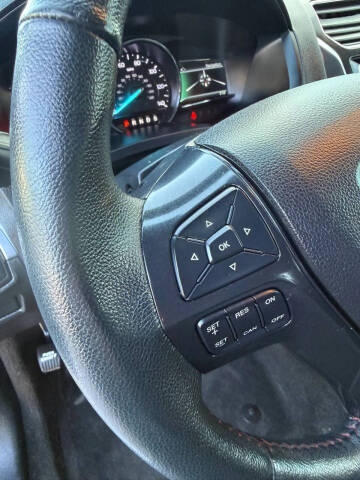 2017 Ford Explorer Sport
