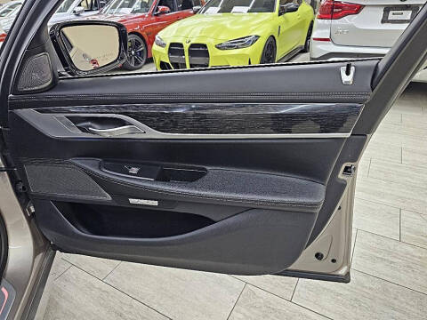 2017 BMW 7 Series 740i