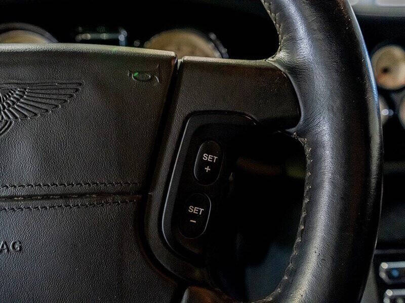2008 Bentley Azure 39
