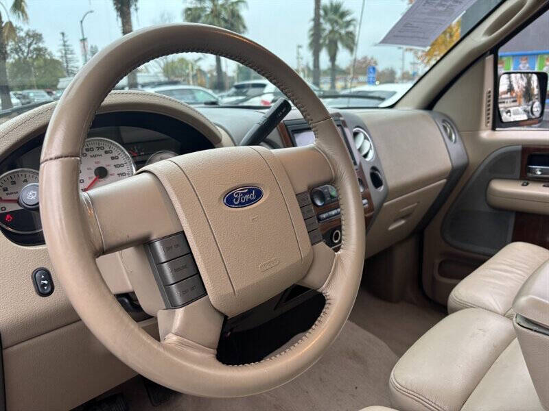 2004 Ford F-150 Lariat