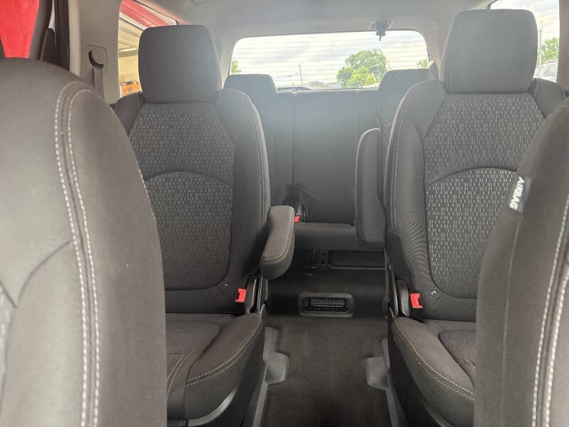 2016 GMC Acadia SLE-2