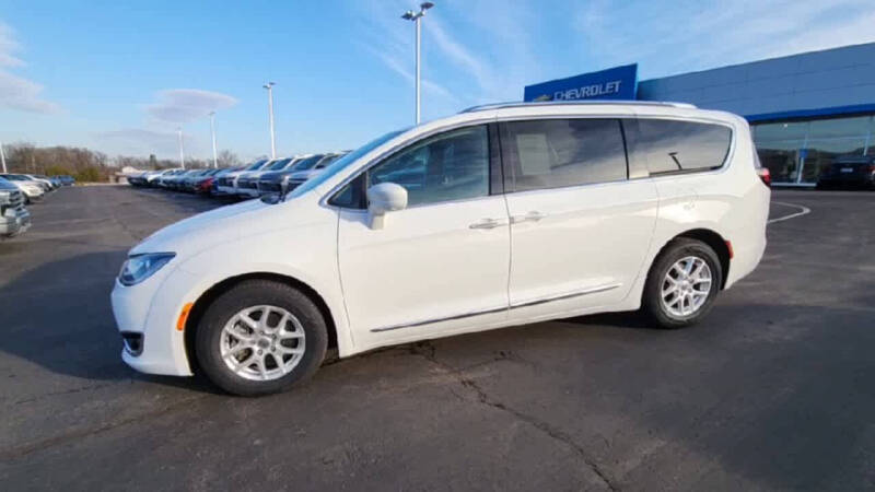 2020 Chrysler Pacifica Touring L