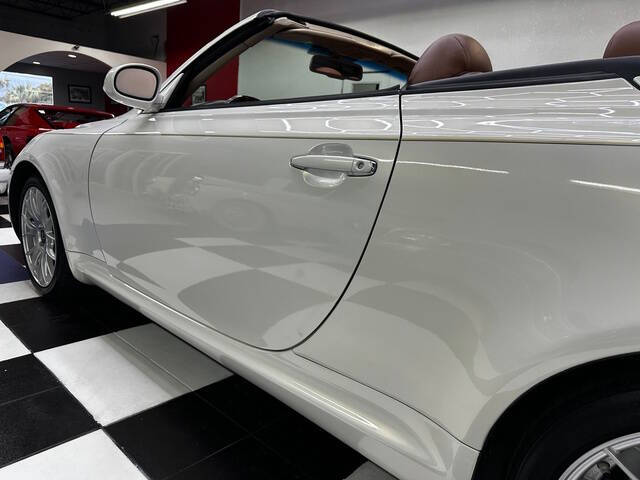 2004 Lexus SC 430