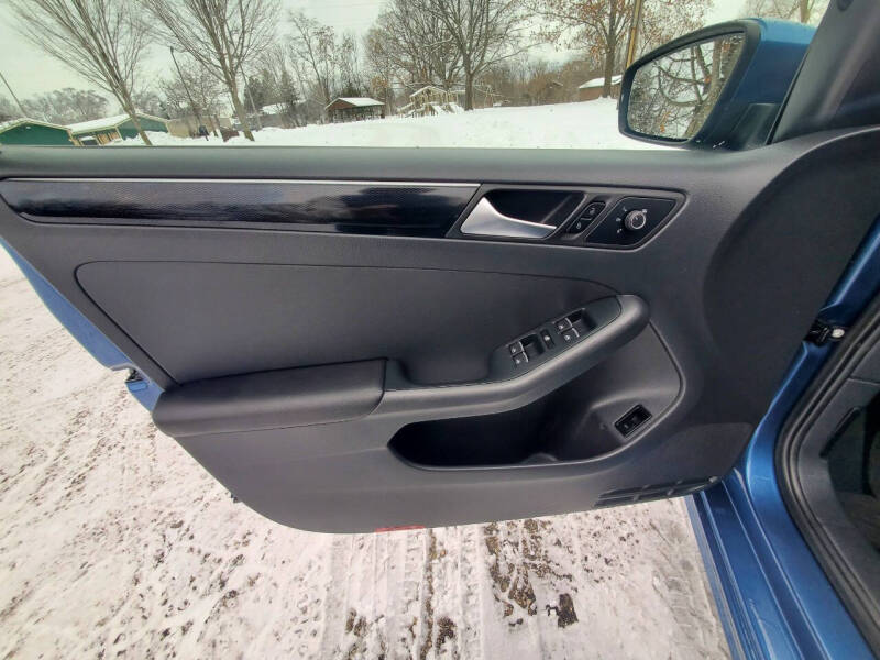 2016 Volkswagen Jetta 1.8T SEL