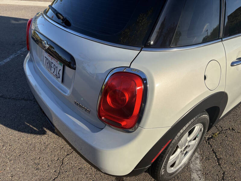 2016 MINI Hardtop 4 Door Cooper